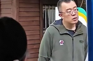 他是CBA4冠王，退役拒百万年薪，过朝九晚五生活，妻子是美丽空姐|韩德君|辽宁队|中锋|中国篮球|nba_新浪体育_新浪新闻